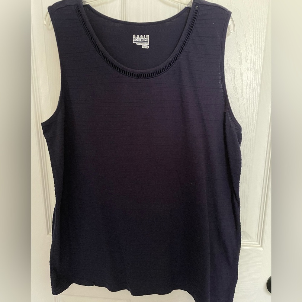 Basic Editions Tank Top (XL)